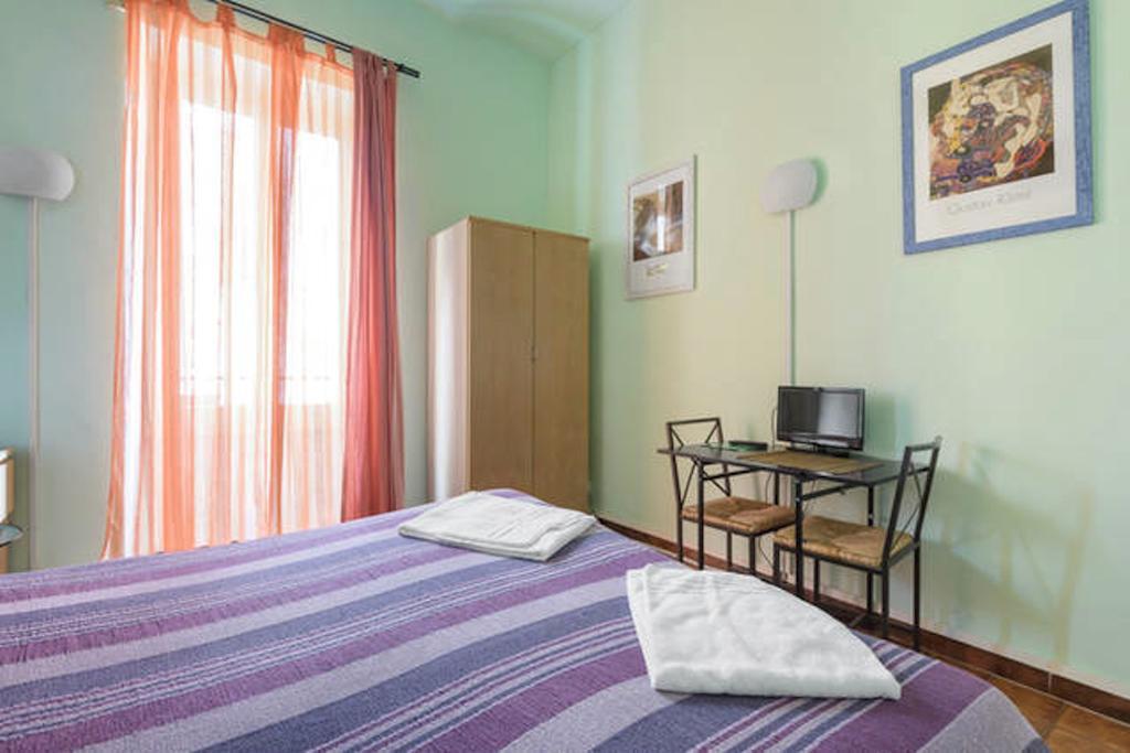 Hotel Sixbeds Roma Exterior foto